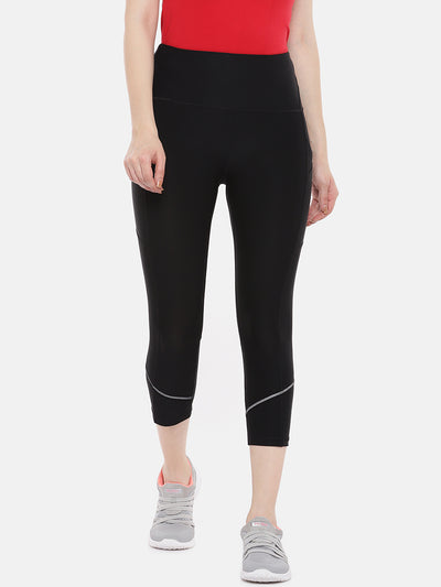 ARX-petite-crop-yoga-black-legging-with-reflective-detail-and-pockets-front